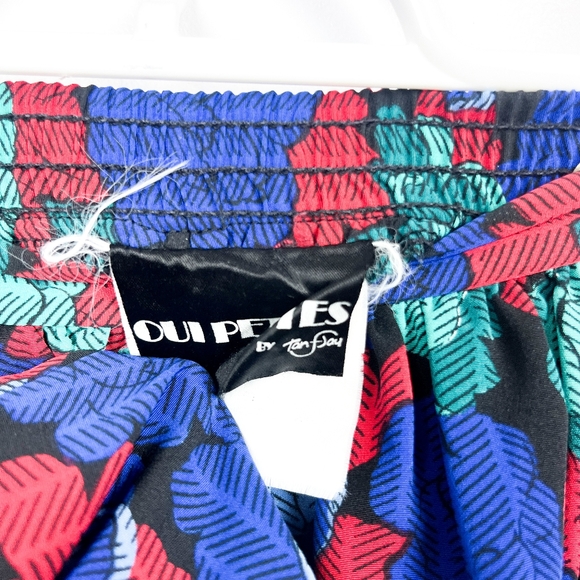 Vintage Blue and Red Floral Mid Length Skirt - Picture 5 of 6